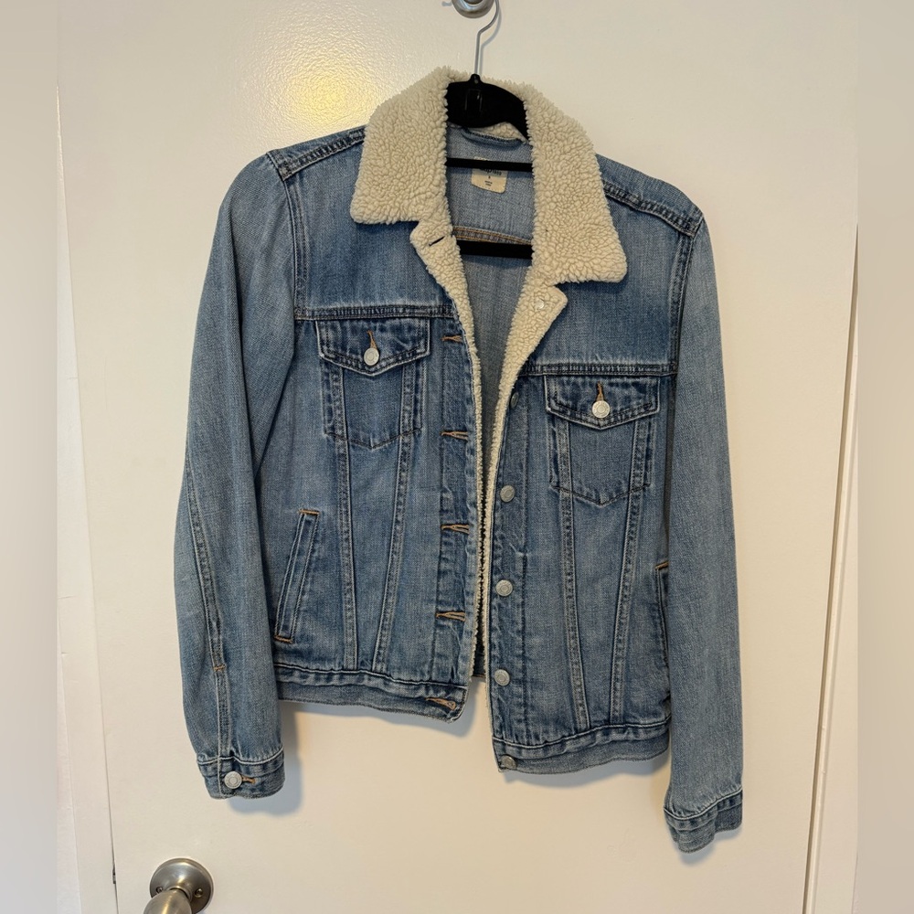 Blue Denim Jacket with Sherpa Lining